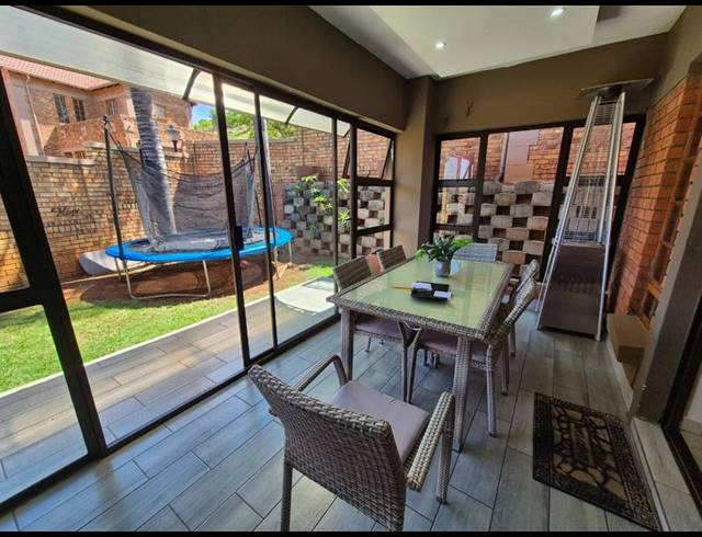 3 BEDROOM CLUSTER FOR SALE IN MEYERSDAL